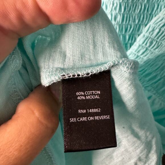 TORRID PLUS SIZS SMOCKED BABYDOLL SOFT FLUTTER SLEEVE BLOUSE LIGHT BLUE SIZE 4X - Picture 9 of 10